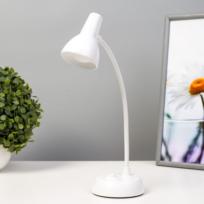Лампа настольная Стади LED от батареек 3АА (8,5*8,5*30,5) Белый
