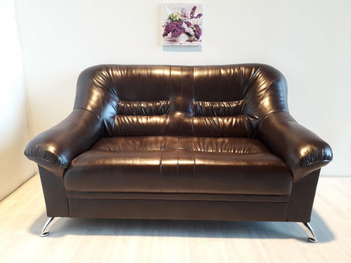 Диван кожаный коричневый, прямой 2-х местный, для дома, офиса, гостиной, кабинета Карелия