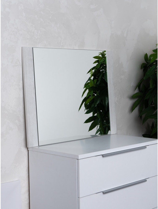 Зеркало настенное Твист 17