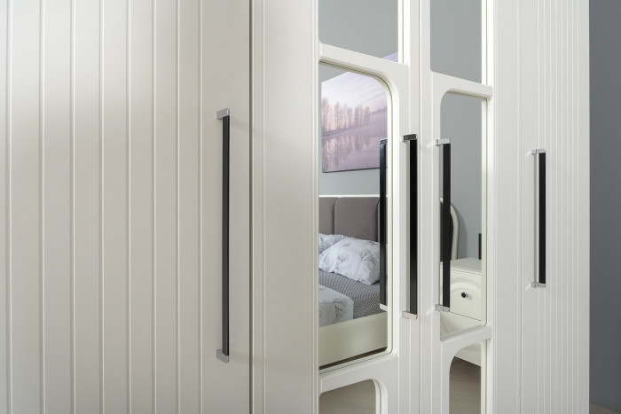 Валенсия Спальня 13.329 Шкаф для одежды, цвет ЛДСП белый шагрень/МДФ белый шагрень, ШхГхВ 84х54,2х225,3 см.