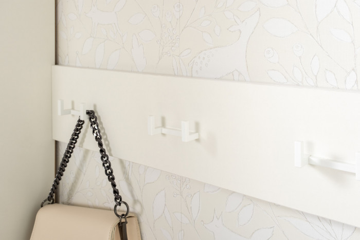 Октава Прихожая 20, цвет белый шагрень/дуб крафт золотой/фасады МДФ белый шагрень, ШхГхВ 129,3х35,4х197,6 см., универсальная сборка